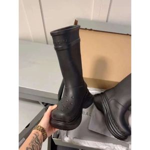 Kadın Bot Botları Kırmızı Uzun Yağmur Botları Kalın Sole Su Geçirmez Anti Slip Knight Boots ayak bileği botları Balencaga USXBL