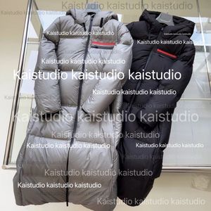 2023 Abito lungo in cotone con cappuccio lungo dal design autunno/inverno 2023 Abito da pane da pane allentato e versatile Cappotto lungo caldo moda casual