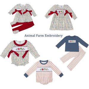 Conjuntos de roupas outono 2 pc macacão bebê manga longa conjunto menina roupas romper bolha terno fazenda bordado bodysuit flaral outfits calças azuis 231025