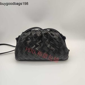 BottegassVenetas Bags Pouch Soft Leather Woven Cloud 2023 New Womens Dumpling Fashion One Shoulder Crossbody Hand Fold Have Logo