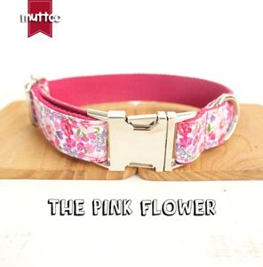 Muttco Retailing handgjorda speciella färgglada krage Den rosa blomman fashionabla glansiga hundkrage och kopplar 5 storlekar UDC04867038901295
