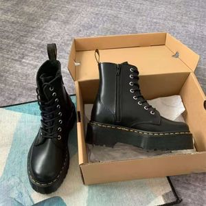 Women Boots Designer High Heels Boot Real Shoes Fashion Winter Fall Martin Cowboy Leather Quilted Lace-Up Winter Shoe Rubber 66666666