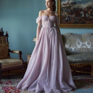 Sexy Long Dubai Evening Dresses Sweetheart Tulle Full Sleeves with Pearls A-Line Arabic Women Sweep Train Formal Dresses