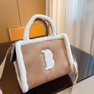 Futra duża torba na torbę luksusowe designerskie torby torebki Pluffy Ladies na ramieniu torby krzyżowe pluszowe zimowe torebka torebka