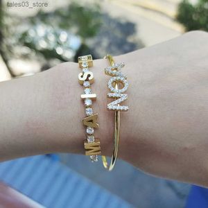 Charm Armband 2022 Zirkonnamn Bangles Personlighet Custom Namn Armband Namn Ord Letters Anpassade armband Bangle Women SMEEDDE