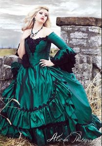 2024 viktorianisches smaragdgrünes Ballkleid, schulterfrei, lange Ärmel, Vintage, langes Prinzessin-Maskeradekleid, formelle Kleider