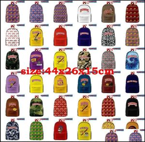 Torby na świeżym powietrzu Sports Outdoors High Chic Society Purple Backwoods Na śniadanie autorstwa Sunny F Black Neckstomper Backwood Backpack Print8134784