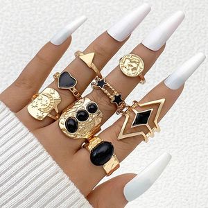 Cluster Rings Vintage Heart Black Crystal Stone Finger For Women Men Luxury Geometry Party Eloy Metal Jewelry Anillos 25407