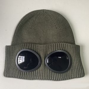 Mens Beanie Kış Şapkaları Tasarımcıları Kadın Günlük Sıcak Kalın Kalın Örgü Yünlü Sıcak Bonnet Çift 2 Lens Goggles Sport Tırmanma Bisiklet Mz042