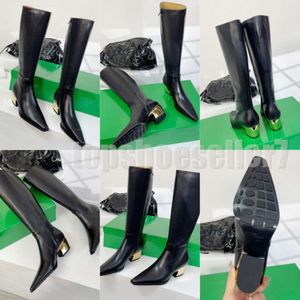 Designer Boots Womens Dress Shoes Knee High Boots Fur Sexy and Hot Black Boots Men's Shark Boots Cowhide Hunter Cowboys Luxury Leather Boots Booties