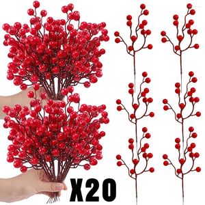 装飾的な花20/1PCS人工赤いベリーステムフェイクホリーベリーブランチディークリスマスリースギフト包装アクセサリーホームデコレーション