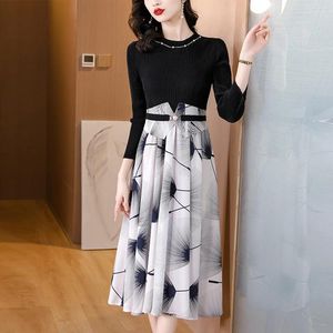 Casual Dresses Miyake Pleated Elegant Black Stitching Mid-length Party For Women 2023 Autumn Ladies Round Neck Long-sleeved Slim Dress