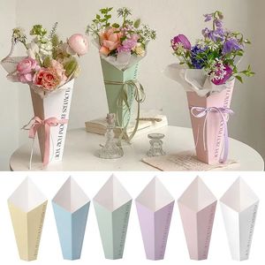 Present Wrap 5st Flower Wrapping Paper Present Box Bouquet Packaging Bag Blommor Papper Inslag Material Graduation Wedding Party Supplies 231025