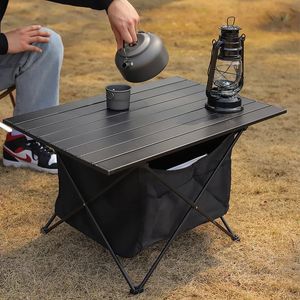 Móveis de acampamento Mesa dobrável ultra leve Mesa de acampamento dobrável Mesa de jantar ao ar livre Festa Piquenique Churrasco Saco de armazenamento preto Mesa de acampamento auto drive 231024