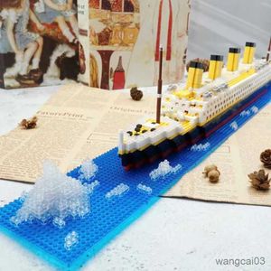 Blocchi 1860 pz RMS Modello Grande Nave da Crociera/Barca 3D Micro Building Blocks Collezione di Mattoni Giocattoli Fai da Te per Bambini Regalo di Natale R231025