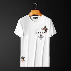 Summer T-Shirty Męskie Trendy Nowy trend haft haftowy pszczoła lista dna koszula szczupła wszechstronna męska tee casual man cl2985