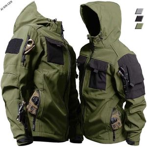 재킷 스킨 전술 재킷 남성 군사 소프트 쉘 방수 방수 바람 방해 후드 야외 기능 유니폼 멀티 포켓 YQ231025