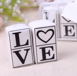 Ricordo di nozze per gli ospiti Bomboniera Parola d'amore Saliera e pepiera in ceramica Regalo di San Valentino per matrimoni (100 set da 100 scatole) SN4234