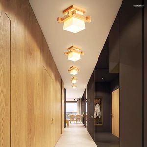天井照明シンプルなモダンなLEDランプリビングルームのためのレトロな木製ガラスリビングルームベッドルーム廊下ポーチバルコニー照明器具の装飾