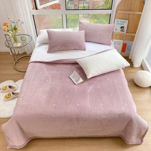 Bedding sets Winter Quilted Bedspread on The Bed Warm Velvet Cover Linen Tatami Sheet Mattress Embroidery Coverlet Set 3pcs 231026