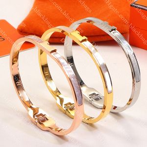 Women Bracelet Designer Classic Gold Bracelet High Quality Lady Bangle Bracelet Luxury Jewelry Christmas Gift