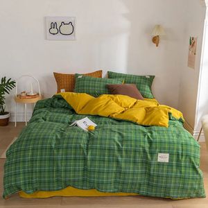 Bedding sets GURET Plaid Set Green Double Bed Linens Nordic Duvet Cover Pillowcase Queen Size Flat Sheet Adults Kids Winter 231026