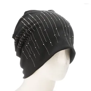 Berets Damskie okrągłe srebrne cekiny czapka czapka wiosna czarne bawełniane garbaty czapki dla kobiet czaszki BALACLAVA BONNET SAPKA