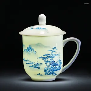 Mugs Jingdezhen Ceramic Tea Cup Hand-painted Underglaze Blue And White Porcelain With Lid Household Water Bone China