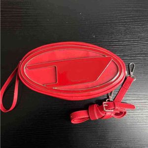 Дизайнерская сумка-сумка Baobao Women 2023 Весна / лето Новый дизайн для небольшого рынка Персонализированная крутая и модная сумка тофу на одно плечо через плечо Deisel Red