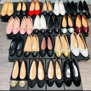 Paris new Luxury Designer Shoes Black Pink Flat Shoes Quilted Leather Ballet Shoes Round Toe Women's Formal Leather Shoes Luxury