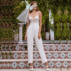 Jumpsuits Suknie ślubne syreny kwiatowe koronkowe aplikacje V Białe suknie ślubne Vestidos de novia Beadings 328 328