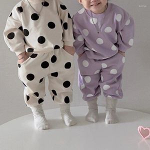 Set di abbigliamento Set coreano autunno e inverno Simpatico maglione a pois grandi Abiti casual in due pezzi per ragazze