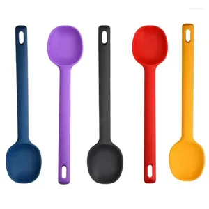 Cucchiai lunghi 1 pz manico per accessori da cucina domestici utensili da cucina silicone agitazione zuppa cucchiaio multiuso mestolo