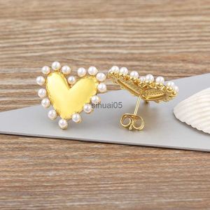 Stud Nidin moda kształt serca kreatywność projekt Pearl kolczyki dla kobiety ślub eleganckie romantyczne akcesoria biżuterii do ucha prezent YQ231026