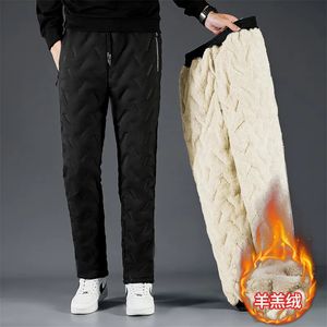 Mensbyxor 6xl7xl 8xl Vinter Mens Lambool Sweatpants Varma tjockare joggar Vattentäta Casual Men Lägg till fleece stora byxor 231025