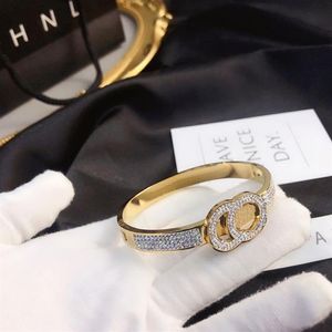 Popular Luxury Bracelets Selected Fashion Design Gold Bangle 18k Gold Plated Jewelry Accessories Women's Exclusive Party Wedd230h