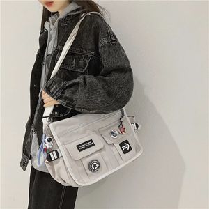 Taille Taschen Harajuku Männer Nylon Umhängetasche für Frauen Messenger Tasche Mädchen Schule Buch Jugend Leinwand Handtaschen Schulter Sac Bolsas 231026