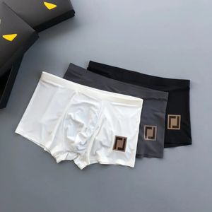 Mens Underwear Designer Boxers märke Underbyxor Sexiga klassiska trosor Fashion Breatbleice Silk Summer Ultra Thin Section Boxer Underwears 3 Pieces With Box