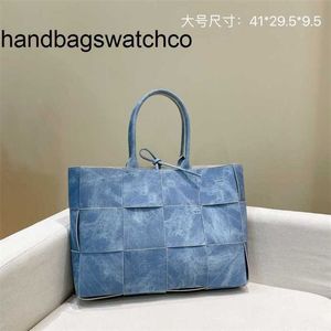 BottegassVenetas Arcos Totes Bag 5A Handmade Large Capcity Baobao 2023 Netizen High Woven Baozi Mother Handheld One Shoulder Underarm