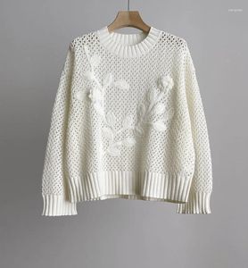 Kvinnors tröjor topp kvinnor mode vita handgjorda stickade 3d blomma långärmad lös ulltröja casual lady o-hals pullover kashmir