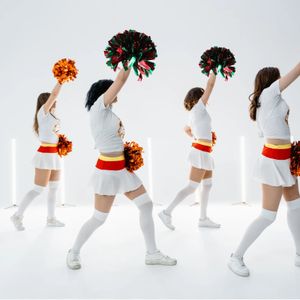 Cheerleading 6 peças pom poms dançando torcendo acessórios de líder de torcida de plástico 231025
