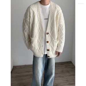 メンズセーター冬のセーターの厚いカーディガンメンウォームレトロニットコート韓国のゆるい厚いメンズジャンパー服