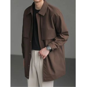 Män blandar High End Korean Fashion Mid Length Windbreaker Jacket Man 2023 Autumn Loose Casual Lapel Trench Coat Men 231026