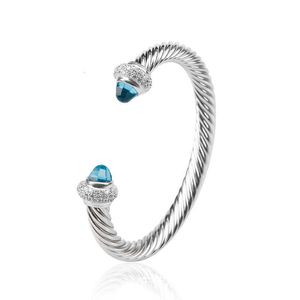 DY Pulseira Designer de joias de luxo Top pulseira de joias Dy 7MM pulseira de fio torcido várias fileiras de diamantes quebrados e pulseira de abertura de zircão presente de Natal