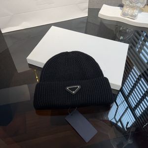 Beanie/Skull Caps Wool Beanie Cap Man Woman Luxury Bonnet Designer Skull Caps For Winter Black White Knitted Hat With Letter