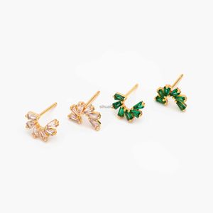 スタッド4PCS CZ Pave Flower Ear Posts 10x7mm Real Gold Miltated Brass可eringなイヤリング（＃GB-3683）YQ231026