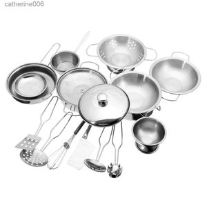 Cozinhas Jogar Comida 16pcs Cozinha de Aço Inoxidável Utensílios de Cozinha Panelas Panelas Presente de Comida Miniatura Cozinha Cozinhar Ferramentas Simulação Play House ToysL231026