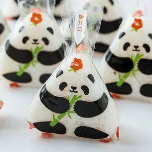 Sushi Tools Panda giapponese Bento Rice Wrapper Bag Cartone animato Pranzo Cucina Imballaggio alimentare Strumento di alghe 100 pezzi Palla 231026