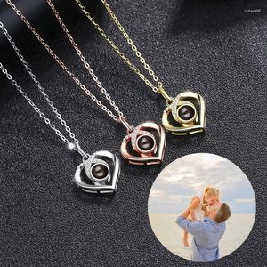 Collane con ciondolo Collana con proiezione personalizzata Po Catena a cuore personalizzata per donne Regali di gioielli commemorativi per matrimoni