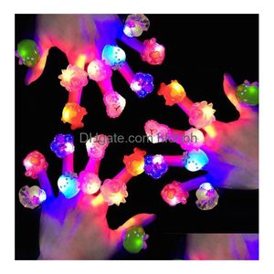 Novelbelysning Led Light Up Rings Glow Party Favors Blinkande barnpriser Box Toys Birthday Classroom Rewards Easter Theme Treasure DHJ1D
